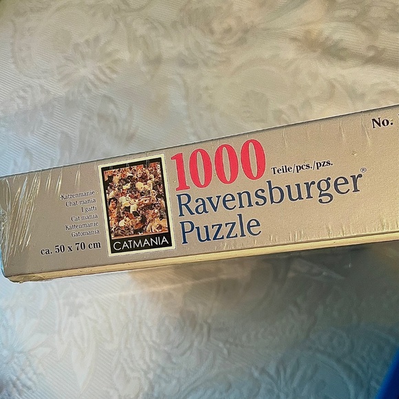 NWT Ravensburger “Catmania” Puzzle 1000 Pieces - Picture 5 of 5